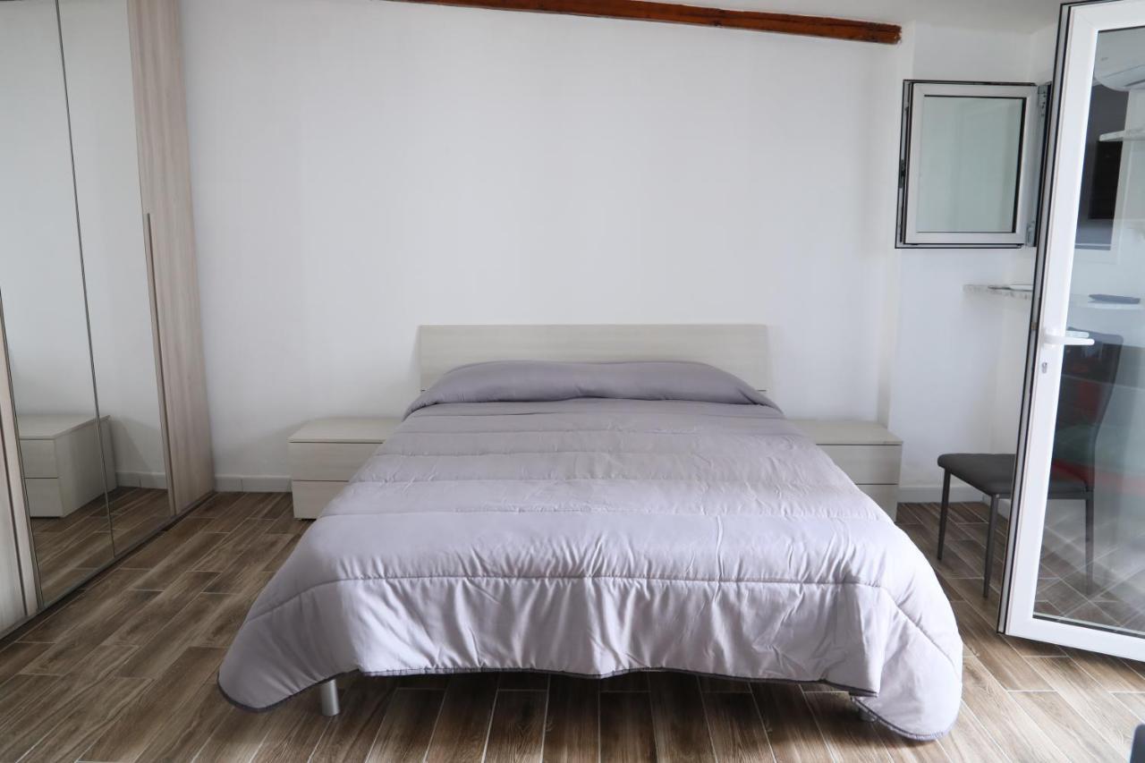 La Bellavista Mola Di Bari Apartment ภายนอก รูปภาพ