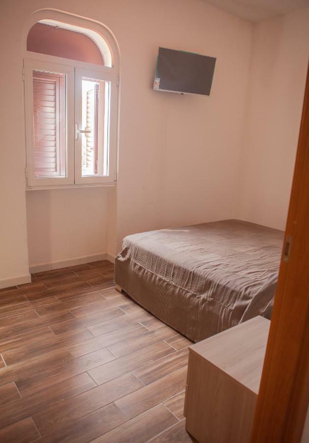 La Bellavista Mola Di Bari Apartment ภายนอก รูปภาพ